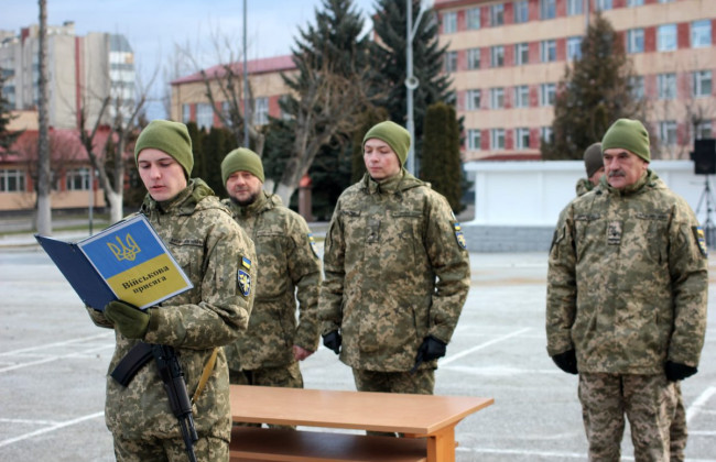 Правительство опубликовало Порядок проведения базовой общевойсковой подготовки граждан Украины, получающих высшее образование, и полицейских