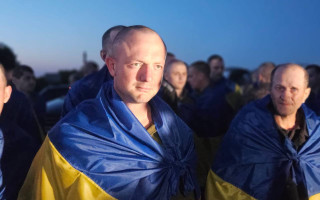 З полону повернулися 90 українських захисників, фото та відео