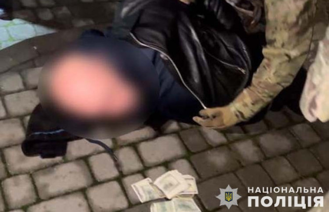 Четверо «бизнесменов» заработали на «уклонистах» более 6 млн гривен: воспользовались около 20 человек