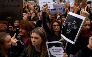 У Польщі наближаються до компромісу щодо пом'якшення законодавства про аборти