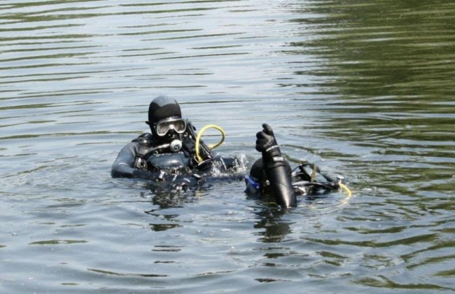На Закарпатье водолазы вытащили из водоема тело 16-летнего юноши