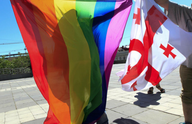 В Грузии парламент принял законопроекты, ограничивающие права ЛГБТ