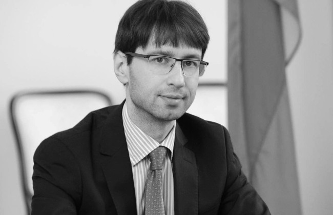 Не выдержал допросов КГБ: экс-посол Беларуси совершил самоубийство