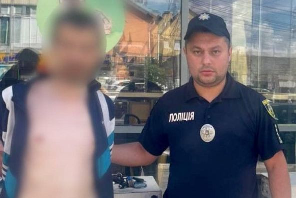 Завдав 21 удар ножем: на Київщини затримали зловмисника, який жорстоко вбив жінку