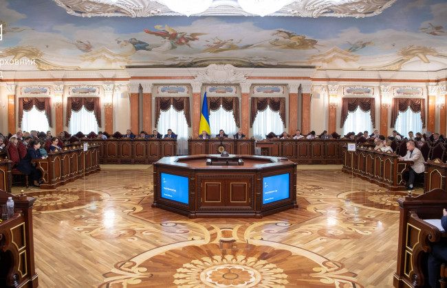 Пленум ВС обратился в КСУ с представлением о конституционности положений нормативно-правового акта, касающихся денежного довольствия курсантов