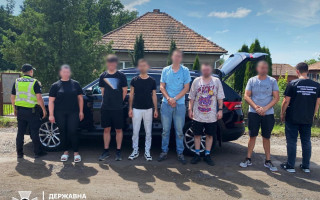 «Бізнесвумен» із Закарпаття за $12 тисяч везла ухилянтів за кордон