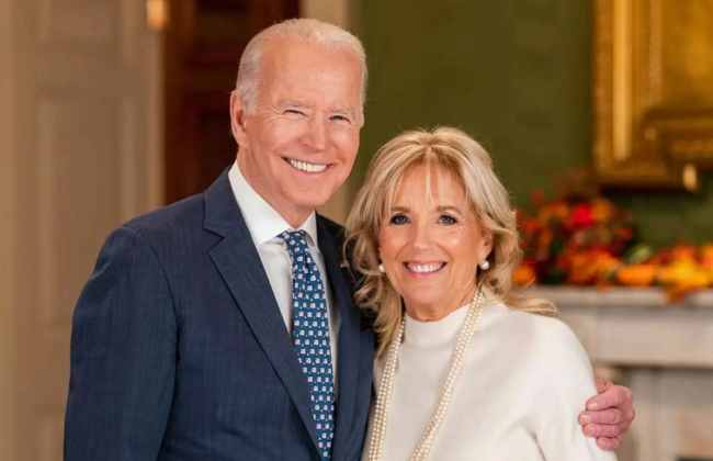 Джо Байден может выйти из президентской гонки, если к этому решению его подтолкнет его семья, — СМИ