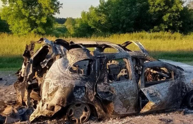 В Сумской области враг ударил дроном по авто полицейских, фото