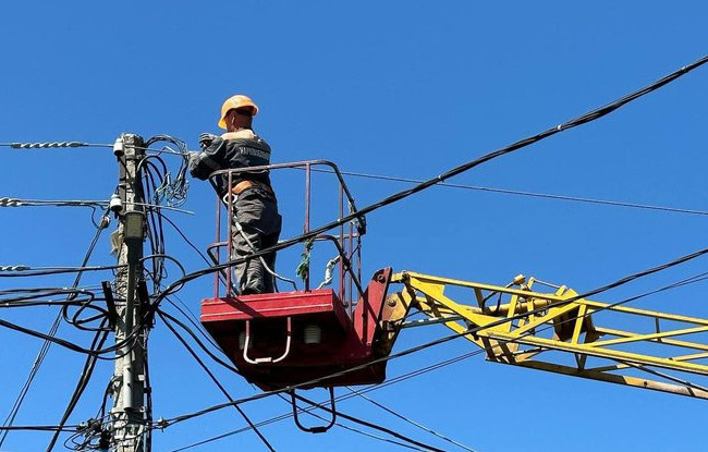 На Житомирщине и Харьковщине во время работ погибли два энергетика