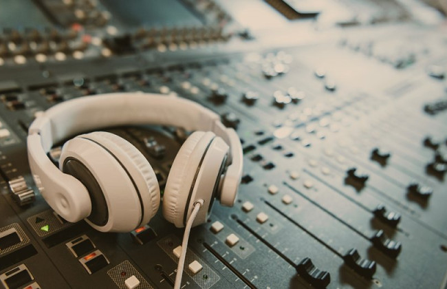 До 25 500 гривень штрафу: як українців каратимуть за прослуховування російської музики