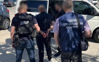 $4500 за переведення з передової в тил: на хабарі взяли військового