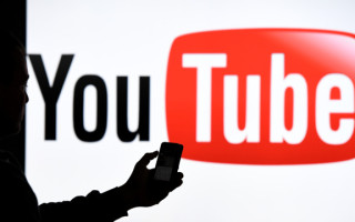 YouTube дозволив подавати запити на видалення відео, створених штучним інтелектом, які імітують ваше обличчя чи голос