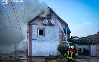 На Одещині спалахнули сонячні батареї: постраждав чоловік, фото