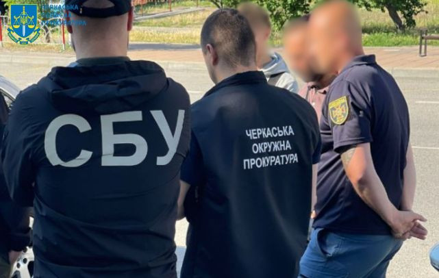 Обещал трудоустроить уклониста водителем в системе ГСЧС, чтобы получить «бронь»: разоблачили схему