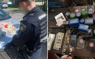 У Києві ексслужбовці Червоного Хреста привласнили гуманітарки на 3,6 млн грн та продавали посвідчення волонтерів
