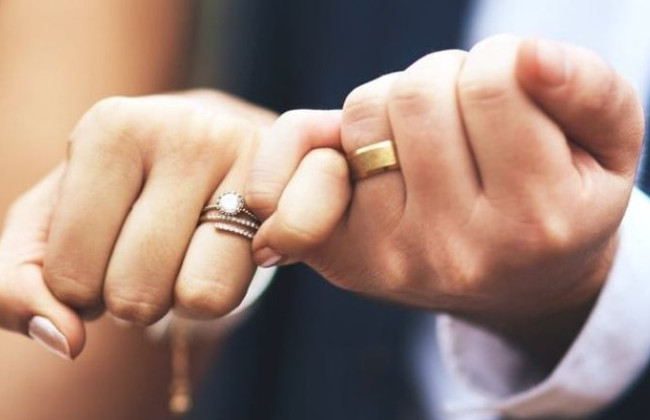 Выбор фамилии при государственной регистрации брака: что нужно знать