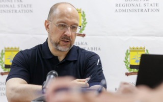 Шмигаль доручив Міноборони невідкладно відзвітувати про фінансування будівництва фортифікацій