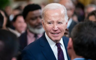 Байден заявив, що потребує більше сну, тож попросив не планувати заходи після 20:00