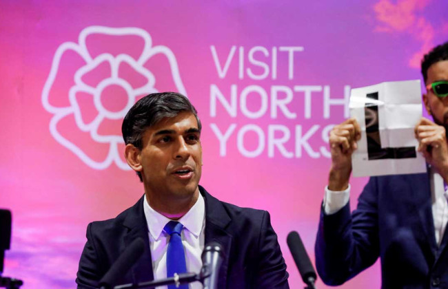 Консерваторы впервые за 14 лет потеряли власть в Британии, Сунак признал поражение