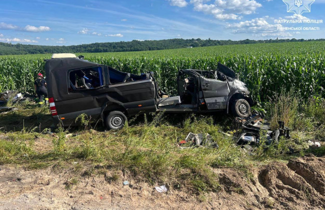 Выясняют все обстоятельства, все службы на месте – Зеленский о масштабном ДТП на Ровенщине