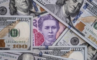 НБУ встановив новий історичний максимум курсу долара