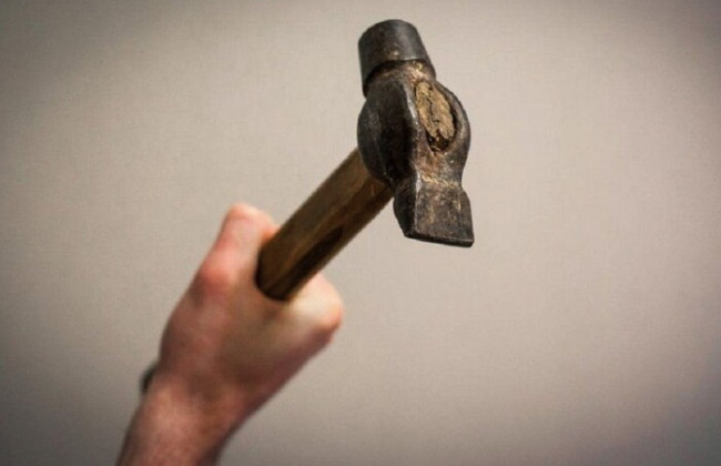 Нанес многочисленные удары молотком по голове: в Ровенской области наказали мужчину за убийство бывшей жены