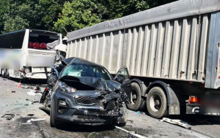 На Тернопільщині автобус потрапив у ДТП — що відомо
