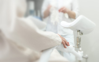 На Хмельниччині судитимуть лікарку, яку звинувачують у смерті немовляти