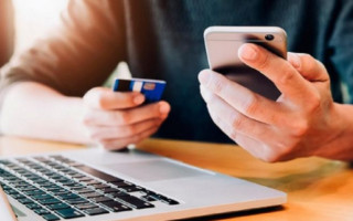 Продавал через интернет несуществующие аккумуляторные лампы: в Одессе разоблачили мошенника