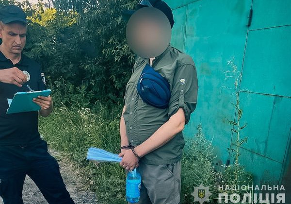 На Сумщине разоблачили мошенника, который за $2000 обещал призывникам инвалидность