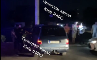 В Киеве нетрезвый водитель протаранил 7 авто и столб