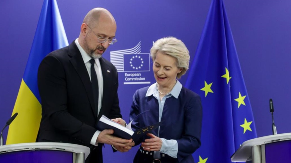 Еврокомиссия одобрила выделение Украине почти 4,2 млрд евро за выполнение реформ, в том числе принятие закона о реформе БЭБ