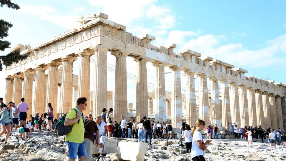 В Афінах закрили археологічні об'єкти через спеку