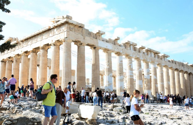В Афинах закрыли археологические объекты из-за жары