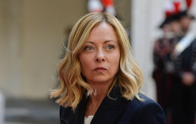 Высмеяла рост премьера Мелони: суд обязал итальянскую журналистку заплатить штраф €5 000