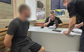 В Одессе произошла стрельба: полиция задержала агрессивного водителя и двух женщин, которые помогали ему убежать
