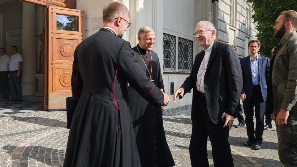 В Україну прибув держсекретар Ватикану – планує зустрітися із Зеленським