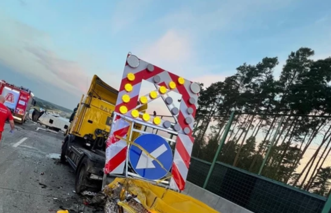 В Польше перевернулся в ДТП микроавтобус с украинцами: четверо детей в критическом состоянии