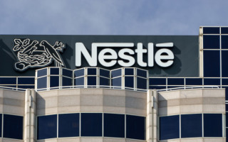 Nestlе фильтровала загрязненную воду и продавала ее как «природную минеральную», – расследование