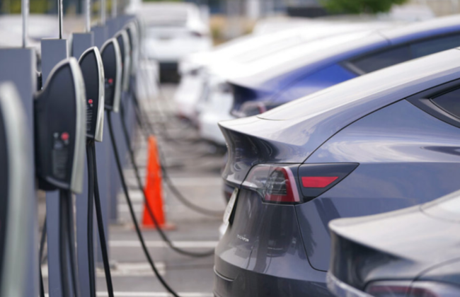 В Украине начато строительство зарядных хабов для электромобилей на ключевых трассах