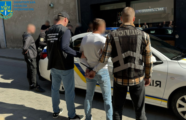 На Закарпатті судитимуть чоловіка, який за $2300 планував переправити військовозобов'язаного до Румунії