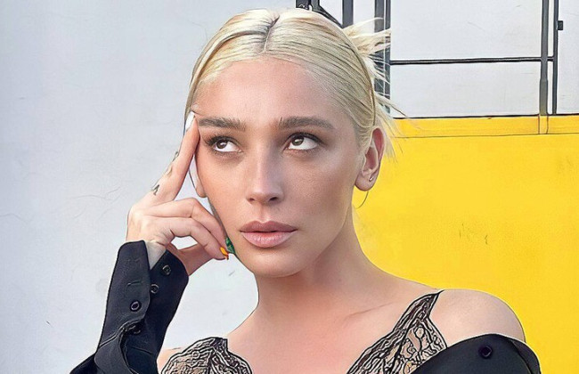 Российской блогерше Анастасии Ивлеевой закрыли выезд из рф из-за долгов