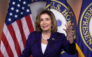 Бывшая спикер Палаты представителей Нэнси Пелоси могла сыграть решающую роль в решении Джо Байдена сняться с выборов