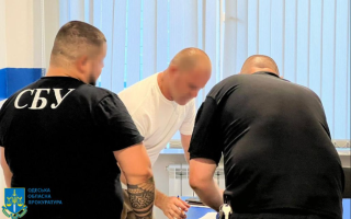 1,4 млн гривен убытков на восстановлении домов, поврежденных российскими обстрелами: подозревают главу сельсовета в Одесской области