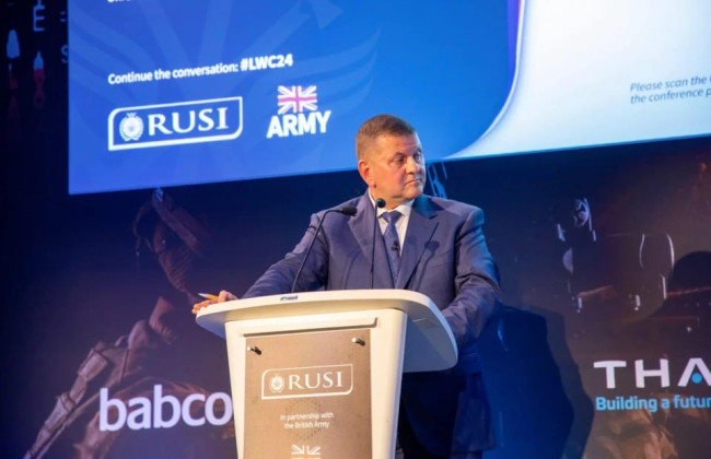 Общество должно временно отказаться от свобод ради выживания, – Залужный