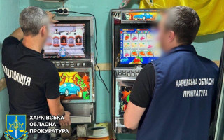 В Харькове разоблачили подпольное игровое заведение, которое маскировалось под продуктовый магазин