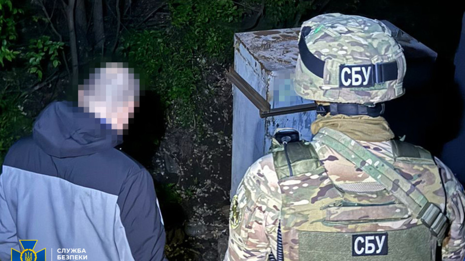 «Охотился» на релейные шкафы Укрзализныци и корректировал удары по Одессе: СБУ задержала российского агента