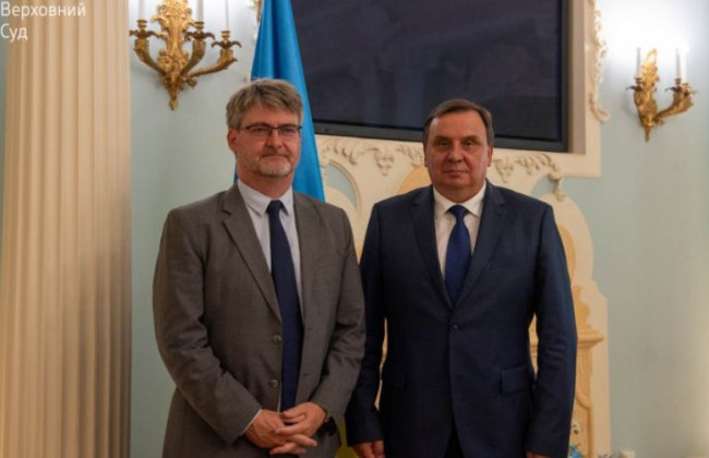 Глава ВС Станислав Кравченко провел встречу с Послом Франции в Украине Гаэлем Весьером