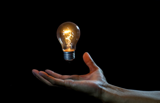 В Киеве отменили графики отключения света до 16:00