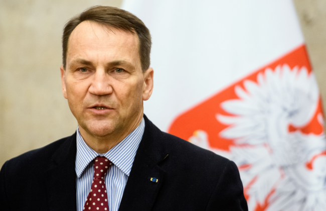 Дискуссия о возвращении потенциальных призывников в Украину ведется на уровне Евросоюза, — МИД Польши